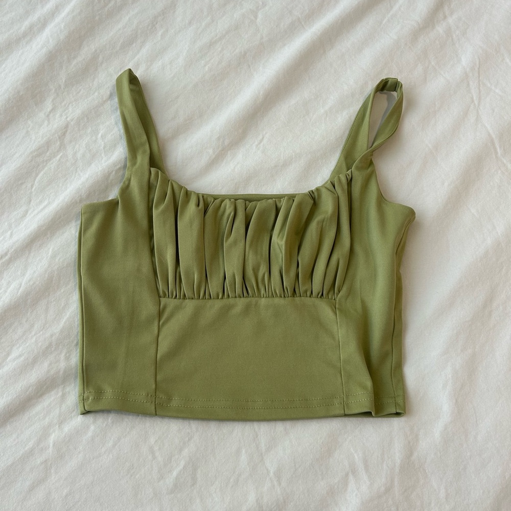 amazon green cropped going out tank top